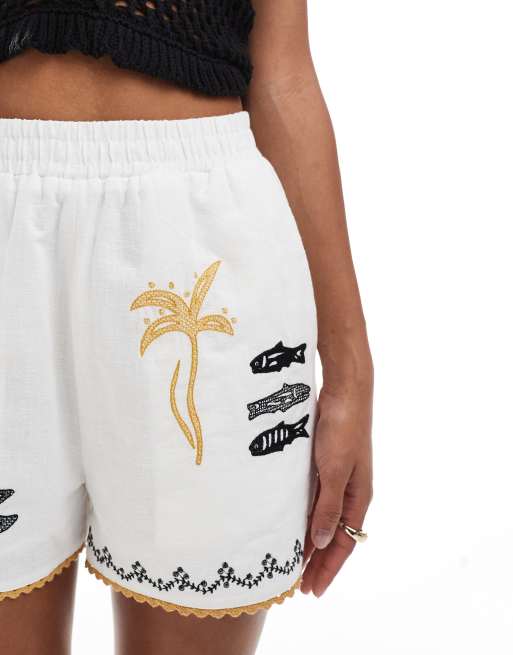 Stradivarius – Shorts mit sommerlicher Stickerei, Kombiteil, 3 von 5