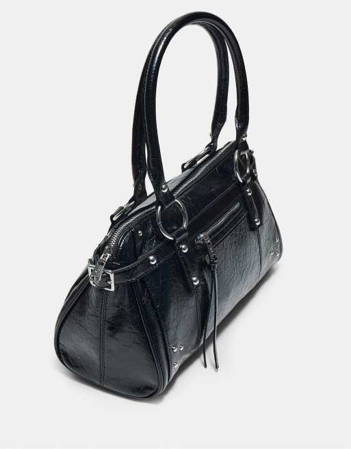 Stradivarius skuldertaske med nitter i sort, 2 af 4