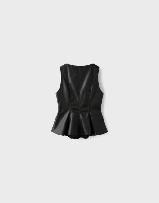 Stradivarius Sleeveless leather-effect peplum top in black, 7 of 7