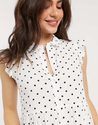 polka dot sleeveless top