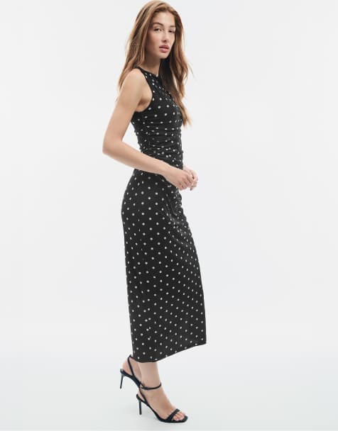 Stradivarius Sleeveless tulle midi dress in black - view 1