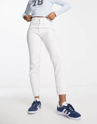 Stradivarius slim mom jean with stretch in white | ASOS