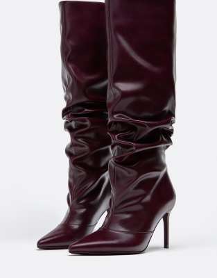  Slouchy heeled boot in burgundy in burgundy