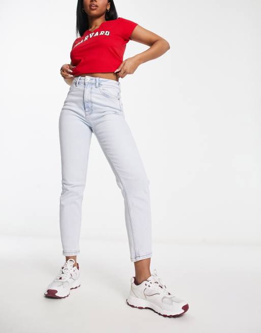 Stradivarius - Smalle mom jeans met stretch in gebleekte wassing