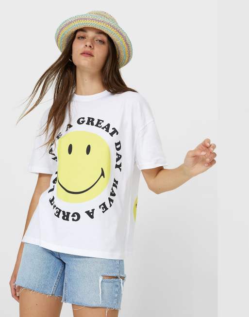 T shirt sale smile