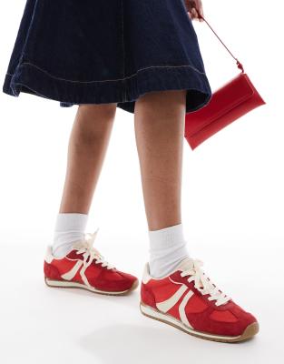 Stradivarius - Sneaker aus Leder in Rot