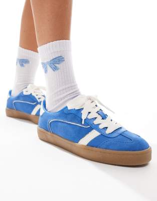 Stradivarius - Sneaker in Blau