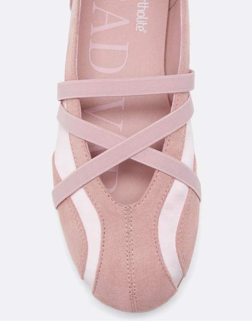 Stradivarius – Sneakerinas in Rosa mit überkreuzten Riemen, 3 von 4
