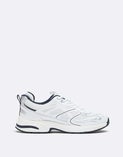 Stradivarius - Sneakers bianche con dettagli