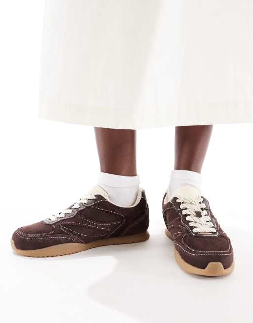 Stradivarius sneakers in dark brown leather suede