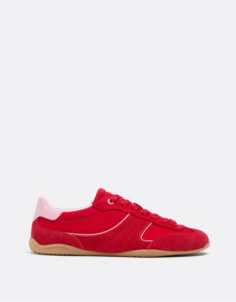 Stradivarius - Sneakers met platte zool en leren details in rood - view 1