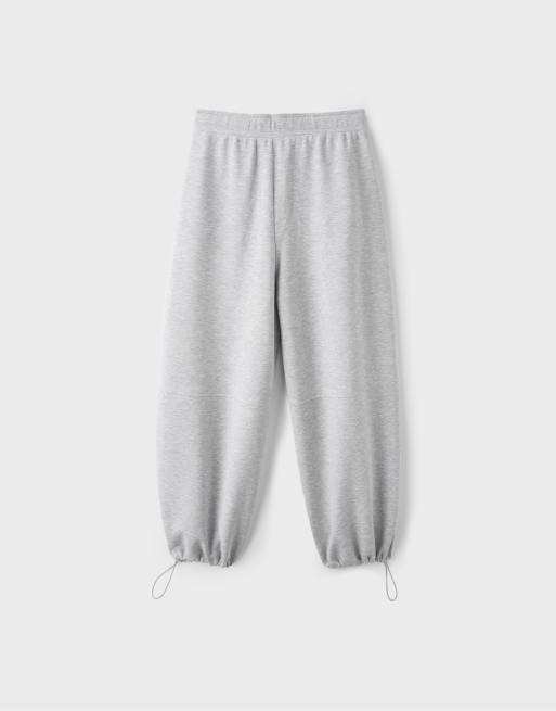 Stradivarius Soft-touch barrel jogger trousers in grey melange, 7 of 7