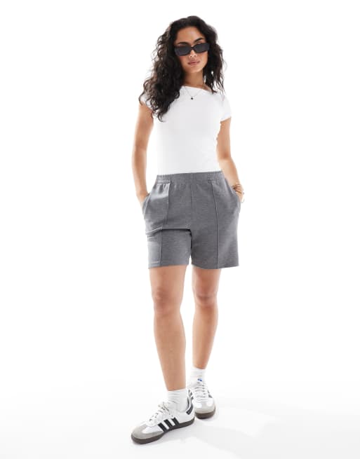 Stradivarius soft touch bermuda shorts in dark grey, 4 of 5