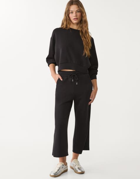 Stradivarius soft touch culottes in black - view 1