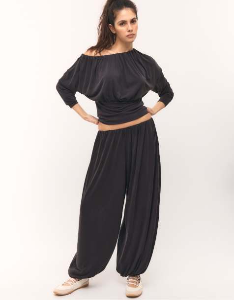 Stradivarius Soft-touch flowing balloon trousers in dark grey