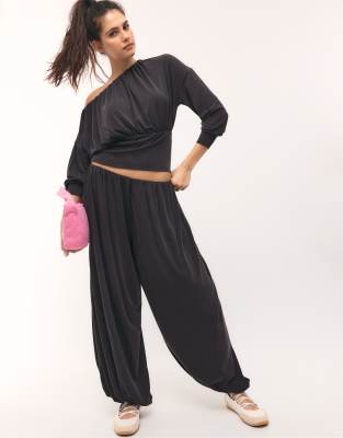 Joggers 3