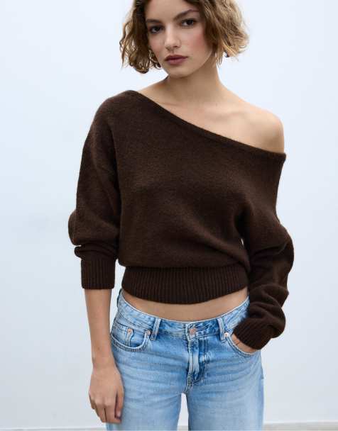 Stradivarius Soft-touch knit boat neck sweater in brown