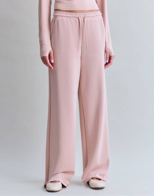Stradivarius Soft-touch palazzo trousers in pastel pink, 2 of 7