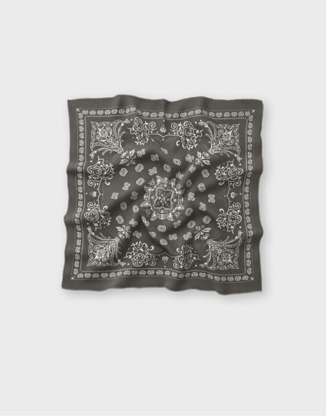 Stradivarius Soft-touch scarf in grey - view 1