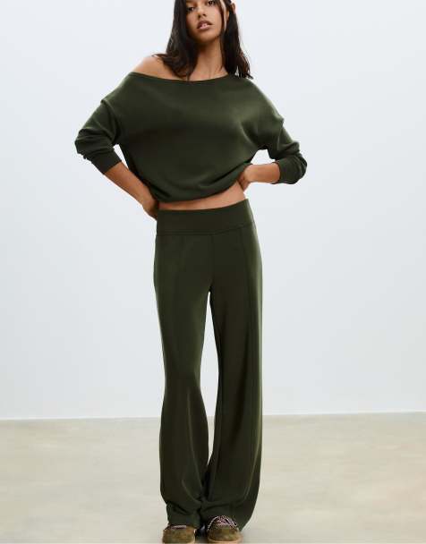 Stradivarius Soft-touch straight-leg joggers with seam detail in green - view 1
