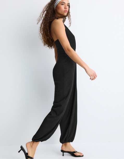 Stradivarius - Sort jumpsuit med halterneck og ballonben - view 1