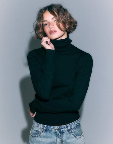 Stradivarius - Sort strikket basis-sweater med rullekrave - view 1