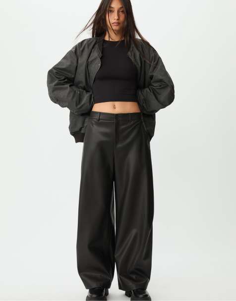 Stradivarius - Sorte bukser med lædereffekt og vide ben - view 1