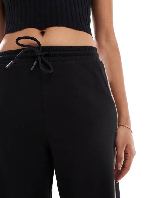 Stradivarius - Sorte joggingbukser med vidde og sidestriber, 5 af 5