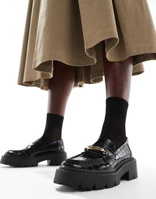 Stradivarius - Sorte og chunky loafers i imiteret krokodille