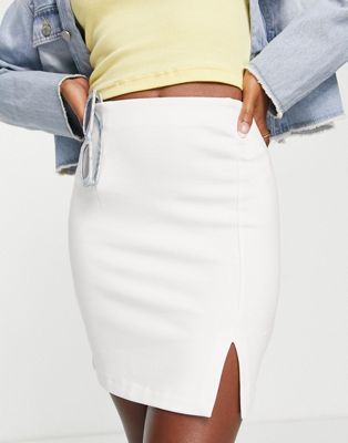 Stradivarius split detail mini skirt in white