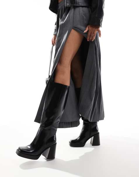 Stradivarius square toe heeled boot in black - view 1