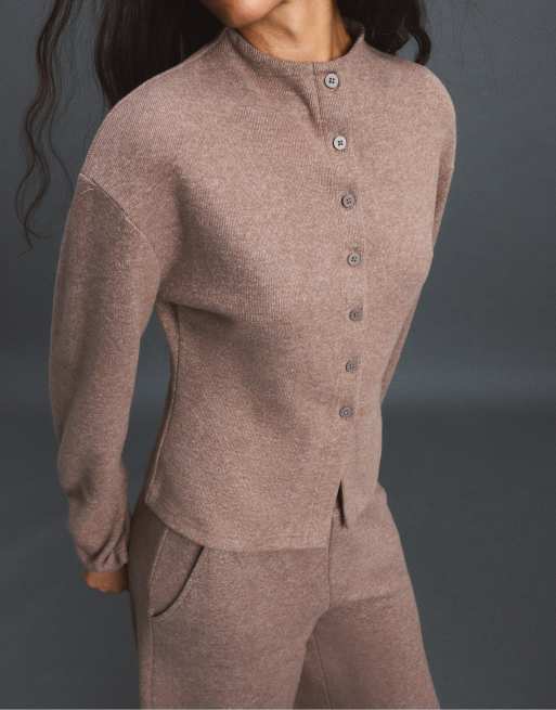 Stradivarius Stand-collar knit cardigan in brown, 2 of 7