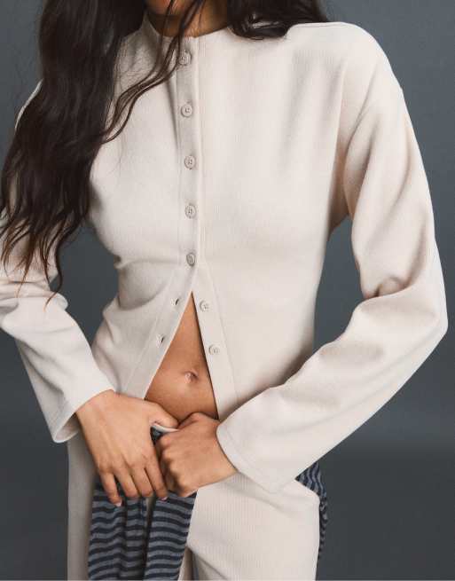 Stradivarius Stand-collar knit cardigan in stone, 2 of 7