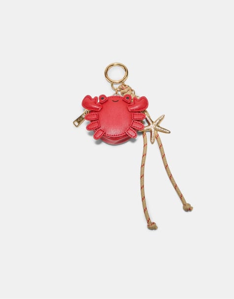 Stradivarius Star crab charm key ring in red - view 1