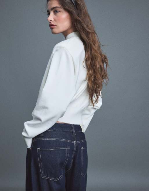 Stradivarius stickad tröja med axelvaddar i offwhite, 3 av 7