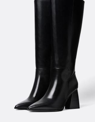 Stradivarius - Stiefel in Schwarz mit hohem Absatz
