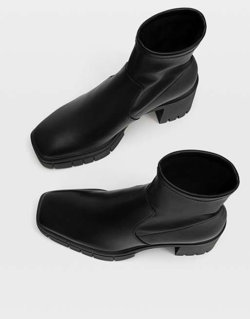 Stradivarius Stivaletti a calza con suola a carrarmato neri ASOS