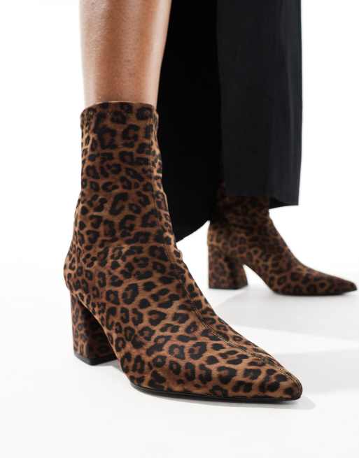 Stradivarius Stivaletti alla caviglia leopardati con tacco