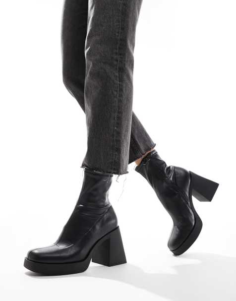 Stradivarius - Stivaletti neri con tacco e plateau - view 1