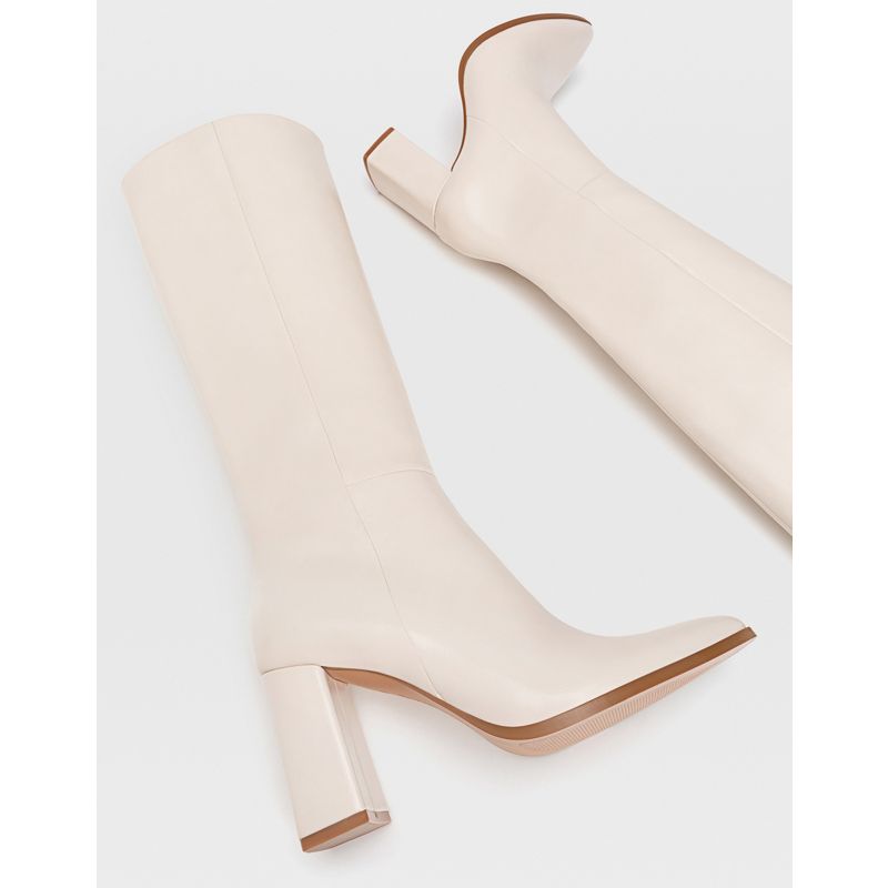 Donna Scarpe Stradivarius - Stivali ad altezza ginocchio crema con tacco