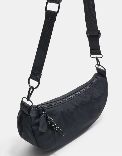 Stradivarius - Stoffen maanvormige crossbody tas in zwart, 4 van 4