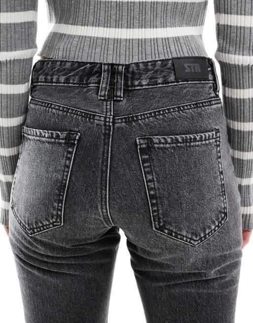 Stradivarius – STR – Bleksvarta jeans med raka ben, 4 av 5