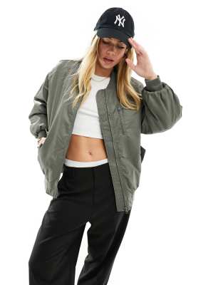 STR bomber jacket in khaki-Green