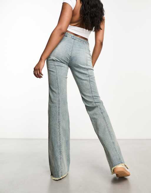 Stradivarius – STR – Ciemnoniebieskie jeansy dzwony z ozdobnymi szwami, 5 z 5