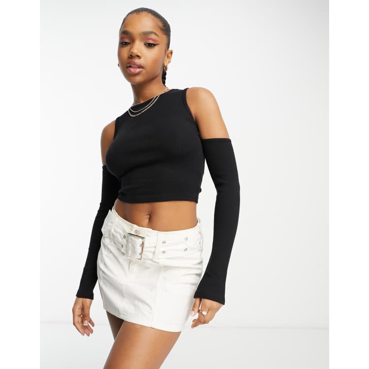 https://images.asos-media.com/products/stradivarius-str-cold-shoulder-seamless-top-in-black/204524495-1-black?$n_750w$&wid=750&hei=750&fit=crop