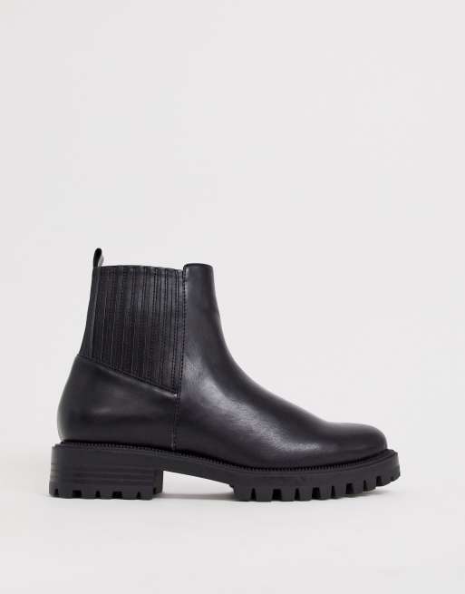 Stradivarius elastic 2025 side chelsea boot