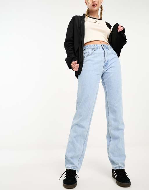 Stradivarius – STR – Jasnoniebieskie jeansy z prostymi nogawkami 