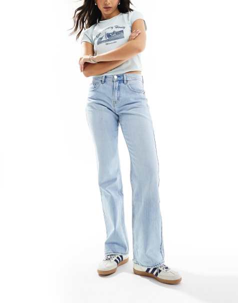 Stradivarius - STR - Jeans met rechte pijpen in lichtblauwe wassing - view 1