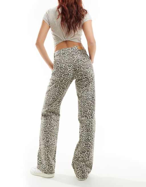 Stradivarius - STR - Jeans met rechte pijpen in luipaardprint , 2 van 5