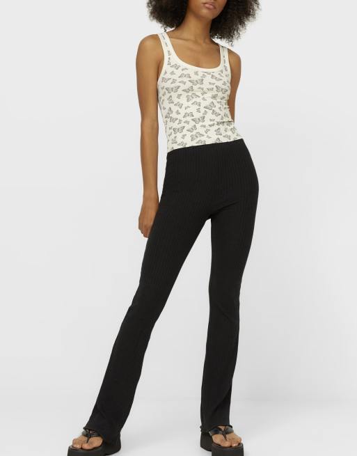 Stradivarius - STR - Pantaloni a zampa neri a coste